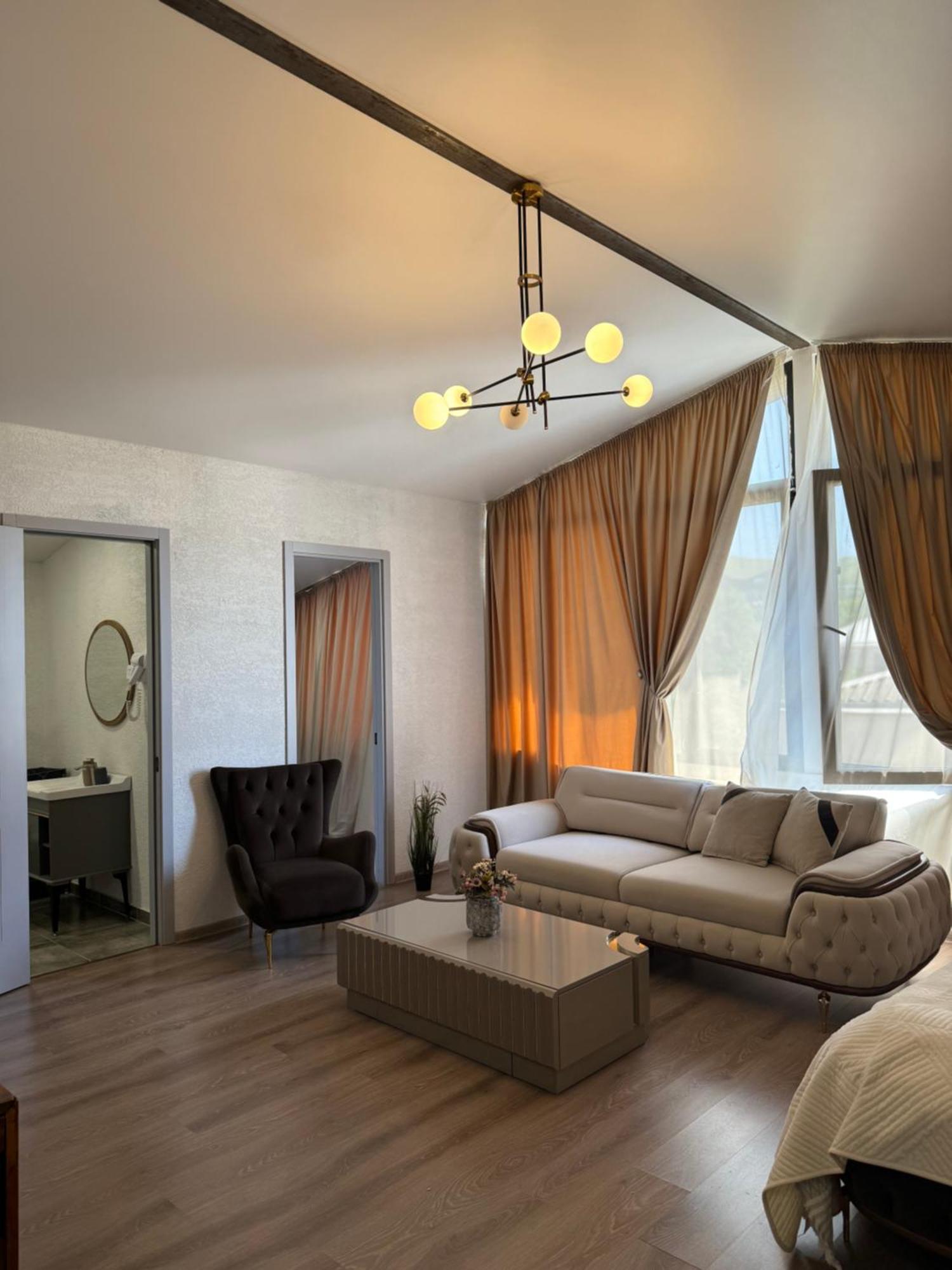 Guest House Elene ゴリ エクステリア 写真
