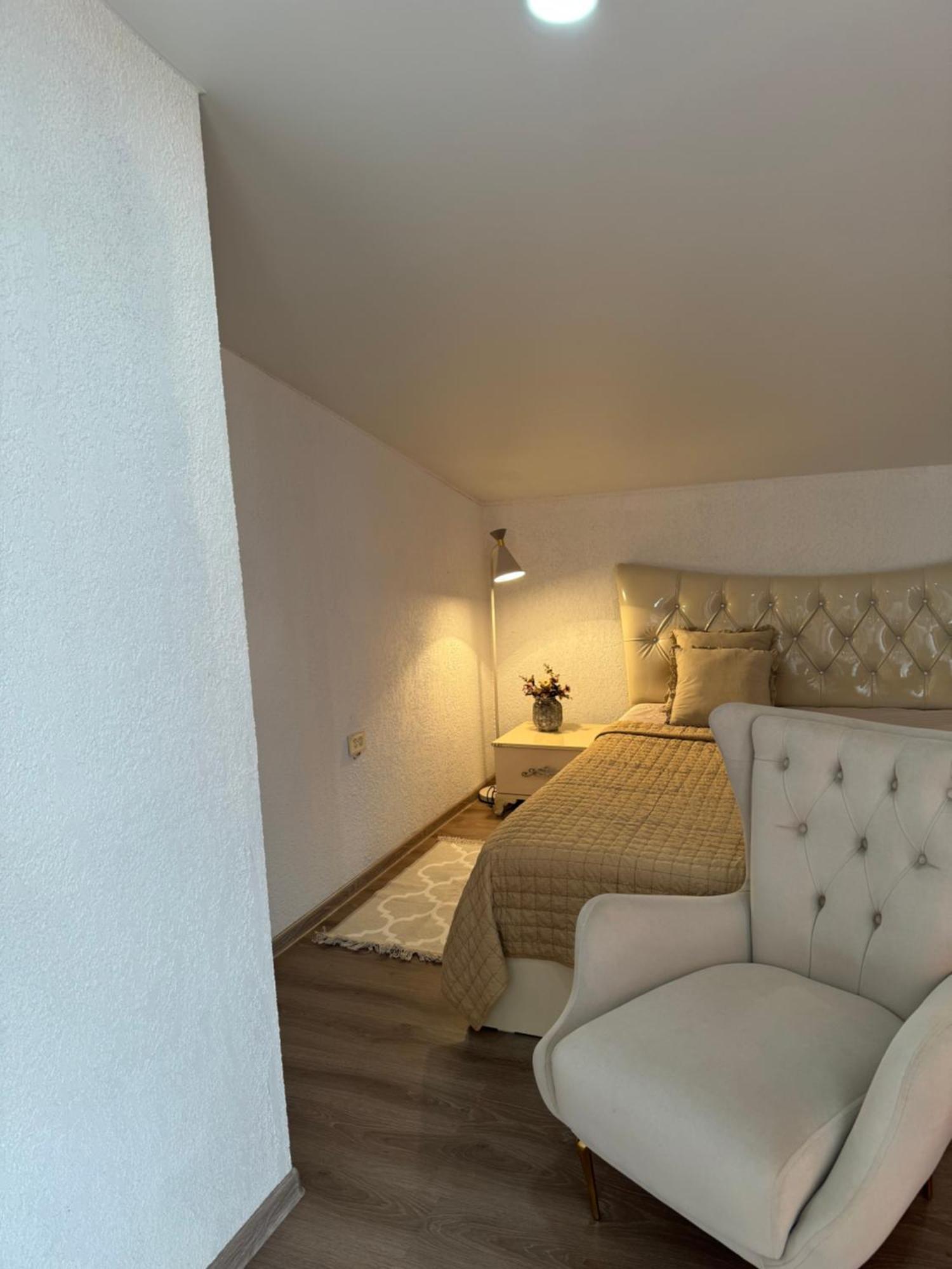 Guest House Elene ゴリ エクステリア 写真