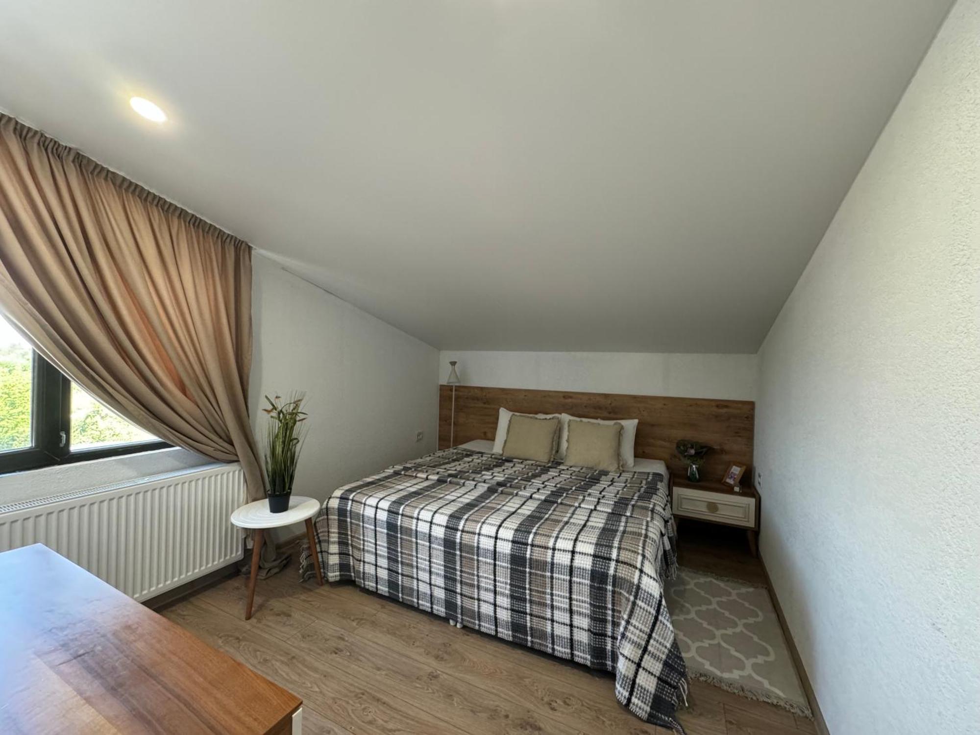 Guest House Elene ゴリ エクステリア 写真